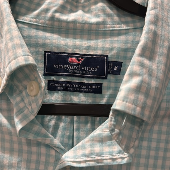 VV Mens Button Down - Picture 2 of 3